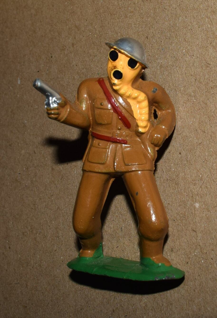 Vtg 30s Leaded Figure GAS MASK SOLDIER With HANDGUN Apocalyptic Curiosity